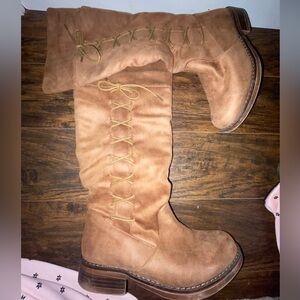 Winter Boots size 7